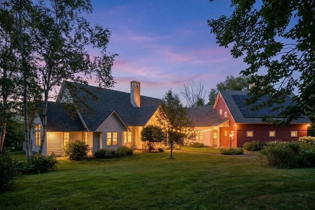 111 High Birches Road, Waterbury, VT 05676