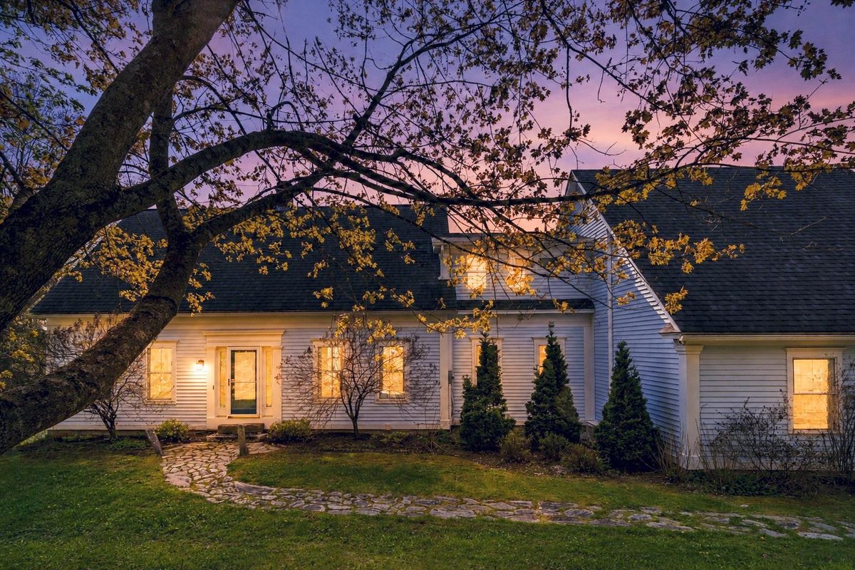 661 Ripley Road, Waterbury, VT 05677